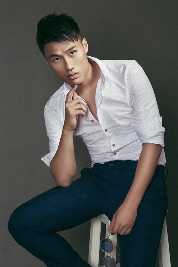 Mạc Hồng Quân là cầu thủ khá đào hoa.