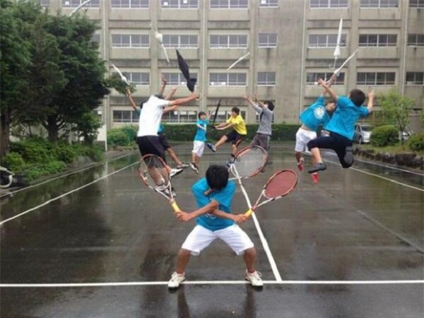 Cao thủ quần vợt?!