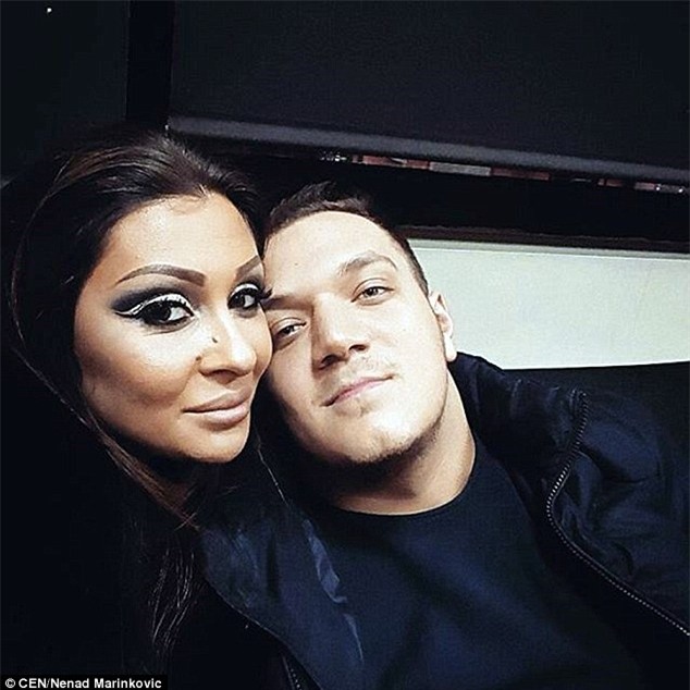 Tham gia show hút khách, chồng đánh đập, bóp cổ vợ dã man trên sóng truyền hình trực tiếp - Ảnh 6.