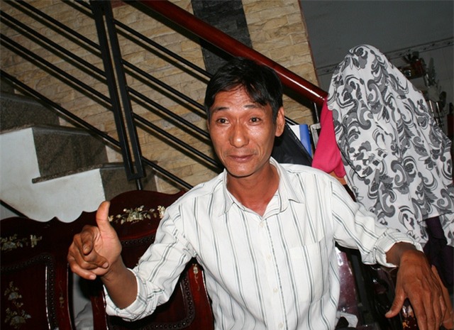 Bố của bé Khả Ái, anh Trần Khương, thuật lại hành trình giúp con gái vượt qua chứng bệnh câm điếc bẩm sinh để trưởng thành như bạn bè cùng trang lứa.