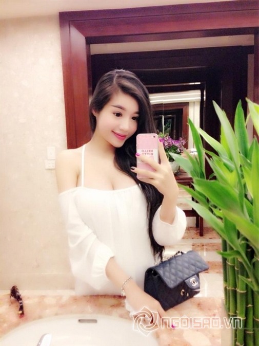 'Soi' sở thích đặc biệt của sao Việt trong phòng tắm 2