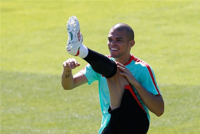 'Hung than' Pepe tro lai tran chung ket Euro hinh anh 4