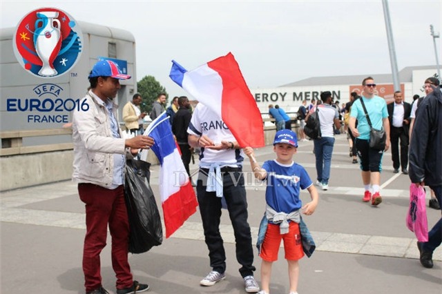 goc khuat paris: chat chem nhu… sam son (ky 1) hinh anh 1