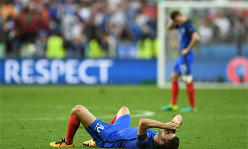 Tuột chức vô địch, ĐT Pháp "chết lặng" trên sân nhà - 3