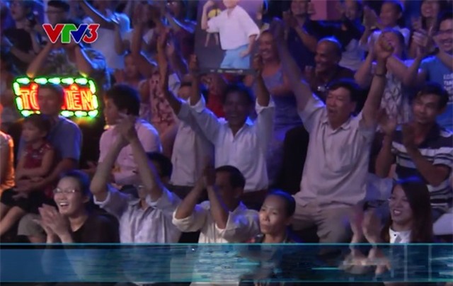 Khan gia xuc dong truoc phan ung cua me Ho Van Cuong hinh anh 2