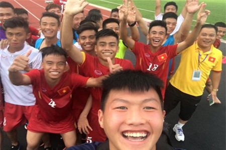 huy diet u16 australia 3-0, u16 viet nam tiem can ve ban ket hinh anh 1