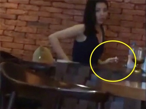 mot dieu thuoc cua hoa hau lam ca cong dong mang 'day song' - 1