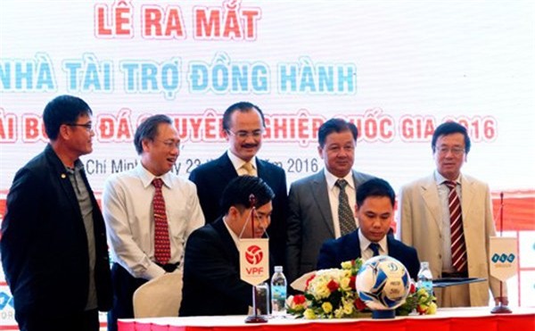 V-League, trọng tài, bán độ, VPF, tiêu cực