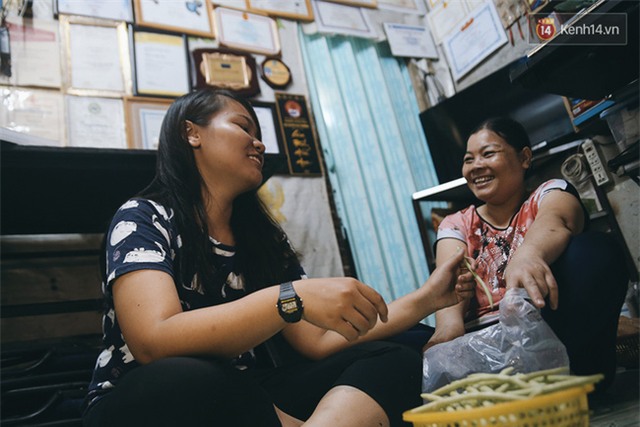 Con gái cô lao công đạt học bổng 7 tỉ Harvard: Học cũng như tập thể dục, nếu muốn, điều kiện nào cũng tập được! - Ảnh 1.