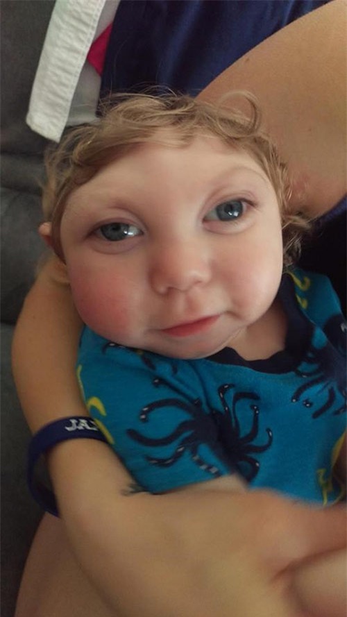 gap lai em be ky dieu sinh ra voi nua hop so chan dong the gioi - 7