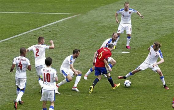 euro 2016 la giai dau day ray noi so hai hinh anh 5