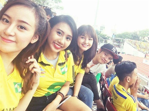 can canh dan “hot girl” slna “dot chay” svd thong nhat hinh anh 6