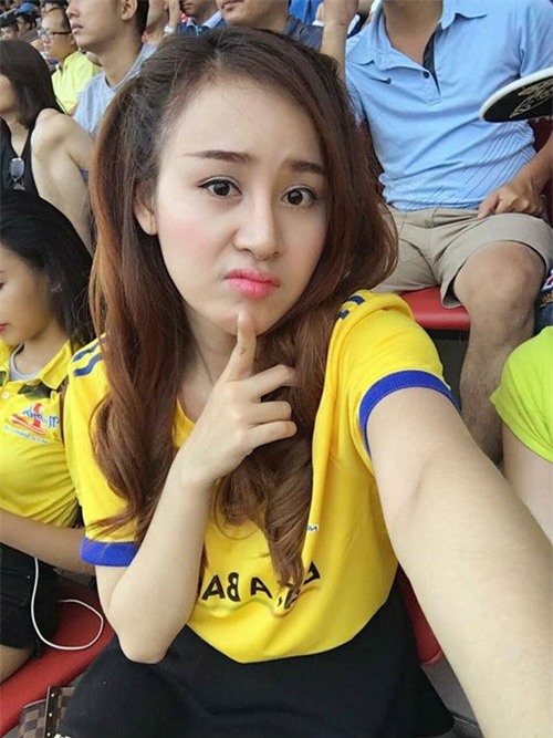 can canh dan “hot girl” slna “dot chay” svd thong nhat hinh anh 7