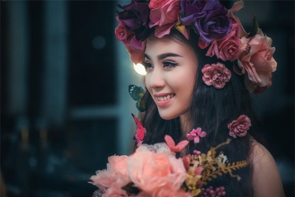 chan ho hang, linh miu gay soc voi bo anh dep nhu thien than hinh anh 2