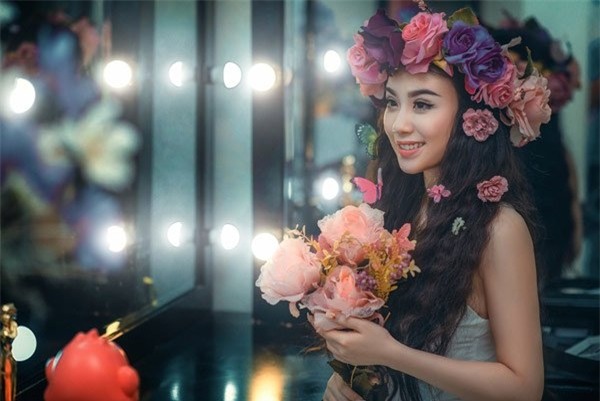 chan ho hang, linh miu gay soc voi bo anh dep nhu thien than hinh anh 5