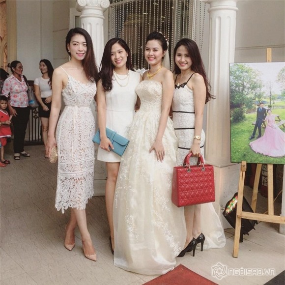 Hồng Phúc lên xe hoa 1