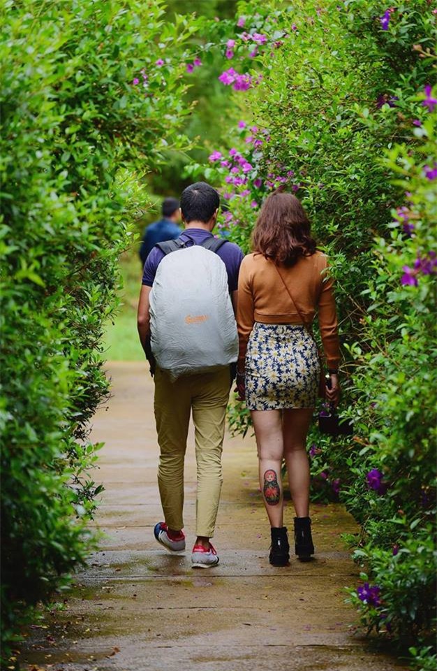 Người đàn ông giấu mặt của MC Chúng tôi là chiến sĩ - Ảnh 1.