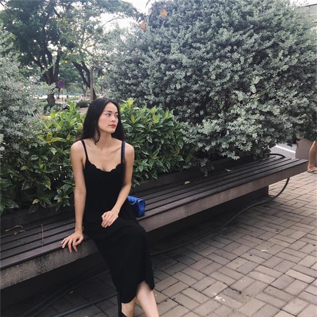 6 cô nàng hot girl Việt đang lăng xê tích cực phong cách gợi cảm - Ảnh 35.