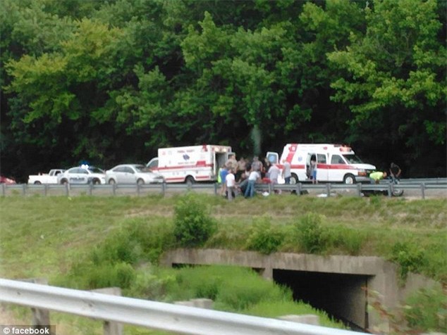 Hồn lìa khỏi xác, tai nạn xe máy, hồn ma, linh hồn,