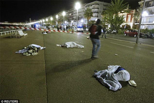 xe tải, cảnh tượng kinh hoàng, xem pháo hoa, Quốc khánh