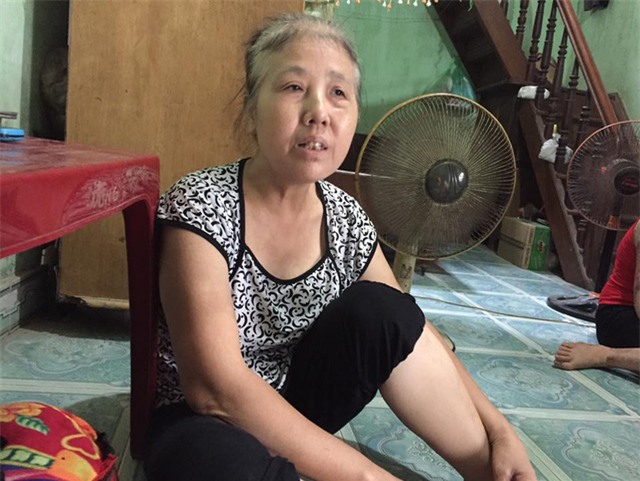 Con khóc thét khi nhìn khuôn mặt mẹ sau cơn “điên” của bố - 4