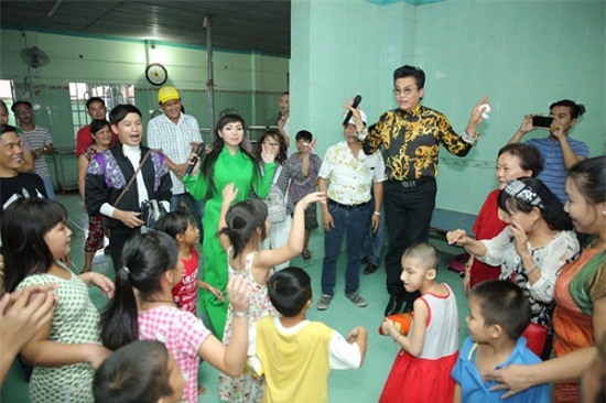 MC Thanh Bạch, Thuý Nga, đám cưới, từ thiệnac