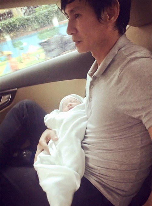 ly hai hanh phuc don vo va quy tu thu 4 xuat vien ve nha - 6