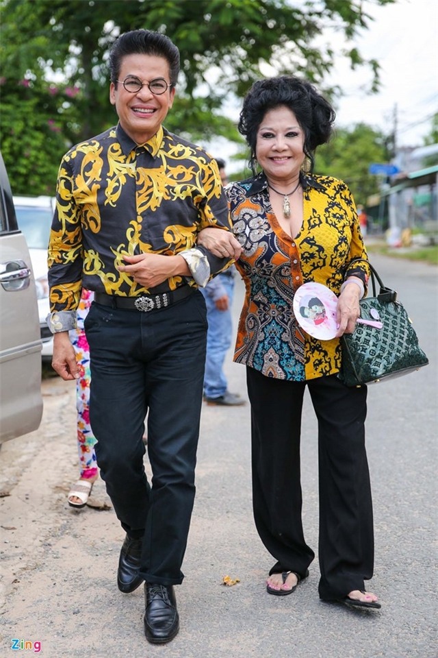 Ba chu Thuy Nga Paris: Toi va Thanh Bach mac benh thich cuoi hinh anh 2