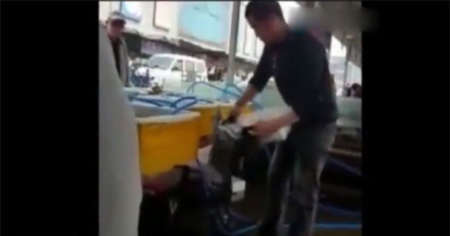 Phanh phui những chiêu trò gian lận của tiểu thương Trung Quốc - Ảnh 2.