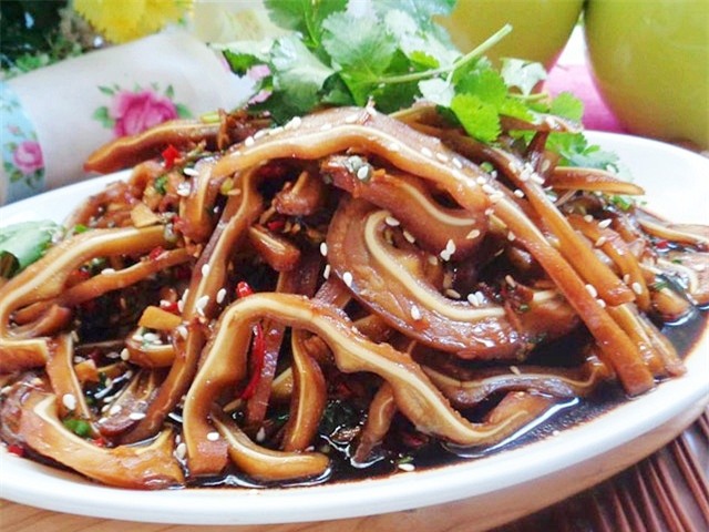 Những món tai heo ngon xuất sắc đãi chồng dịp cuối tuần