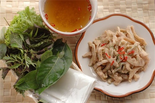 Ngon xuất sắc 5 món từ tai heo đãi chồng dịp cuối tuần