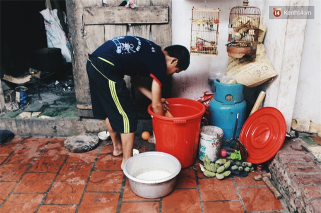 Ngay thời hiện tại và ở giữa Hà Nội, 1 gia đình vẫn chạy ăn từng bữa vì có 14 đứa con - Ảnh 10.