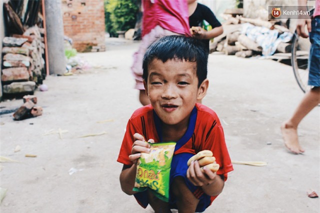 Ngay thời hiện tại và ở giữa Hà Nội, 1 gia đình vẫn chạy ăn từng bữa vì có 14 đứa con - Ảnh 16.