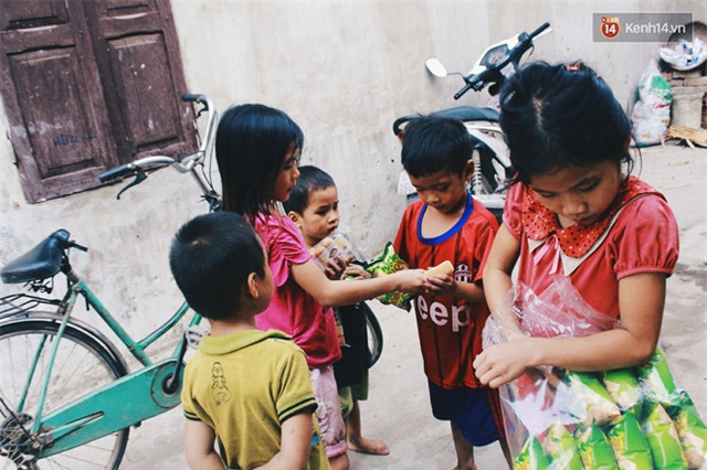Ngay thời hiện tại và ở giữa Hà Nội, 1 gia đình vẫn chạy ăn từng bữa vì có 14 đứa con - Ảnh 6.