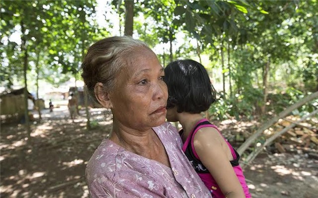 trao nhầm con, Bình Phước, cán bộ đoàn, thử AND, con ruột, người dân tộc, suy dinh dưỡng, bồi thường