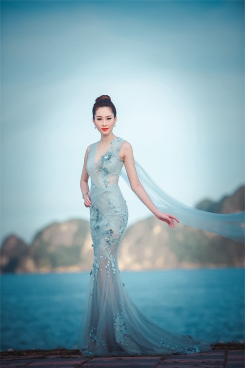 hoa-hau-thu-thao-dep-den-nao-long