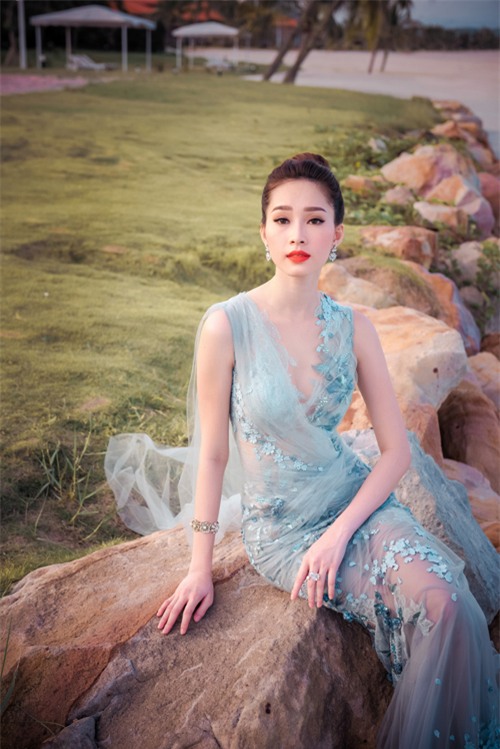 hoa-hau-thu-thao-dep-den-nao-long-10