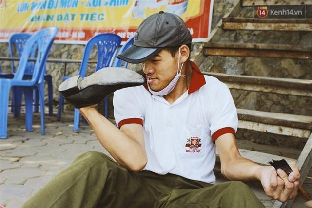 kiếm tiền, không đủ sống, lao động, việc làm, thu nhập, nhân viên, làm thuê, ông chủ, người lao động