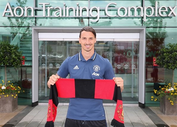 Ibrahimovic: 'Toi muon tro thanh vi thanh o Manchester' hinh anh 1