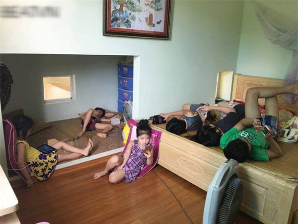 Góc phụ huynh, bức ảnh đơn giản, phụ huynh giật mình