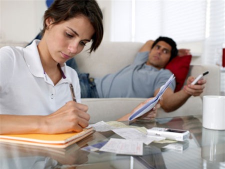 Chồng thương nhớ vợ cũ, nói xấu vợ mới gây bão mạng - Ảnh 1.