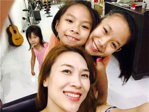 Mỹ Tâm và những hình ảnh hiếm hoi cùng chị gái và gia đình - 5