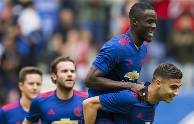 Chuyển nhượng hè 2016, Hulk, Kante, Mkhitaryan