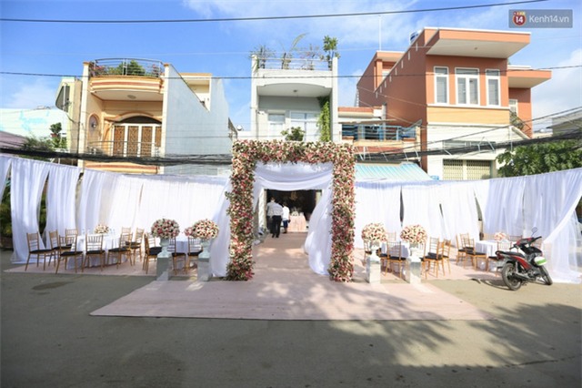 Cập nhật: Không gian lễ đính hôn tại gia của Ngọc Lan - Thanh Bình - Ảnh 1.