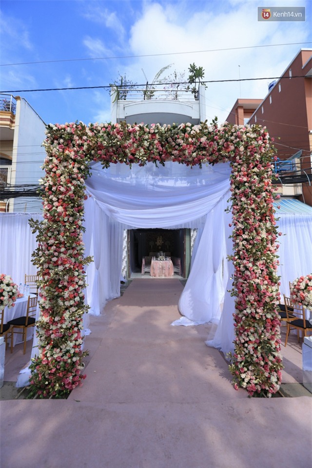 Cập nhật: Không gian lễ đính hôn tại gia của Ngọc Lan - Thanh Bình - Ảnh 2.