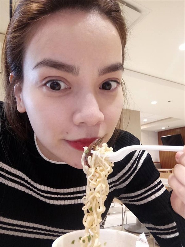 Các người đẹp Việt sẽ thế nào khi không kẻ eyeliner