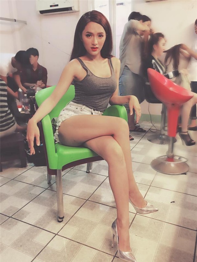 huong giang idol kheo chon do khoe than hinh sexy hon ca