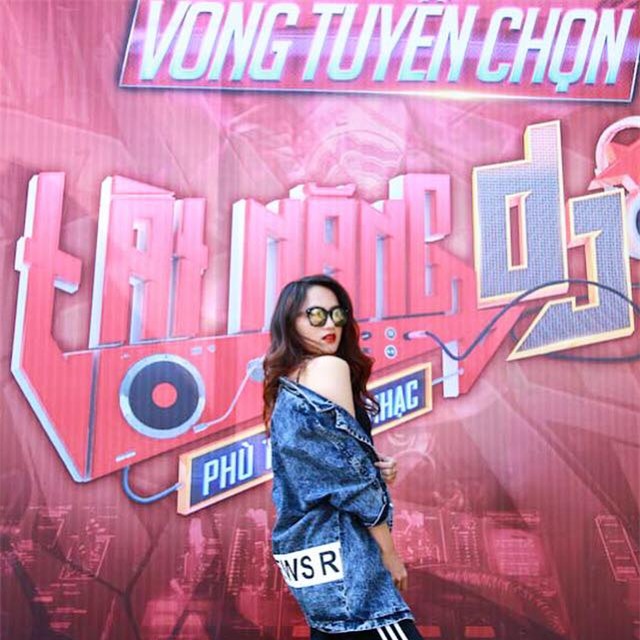huong giang idol kheo chon do khoe than hinh sexy hon ca