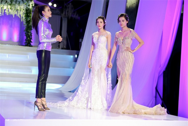 The Face: 3 lần bị Phạm Hương loại học trò, Lan Khuê khóc nấc bỏ về - Ảnh 17.