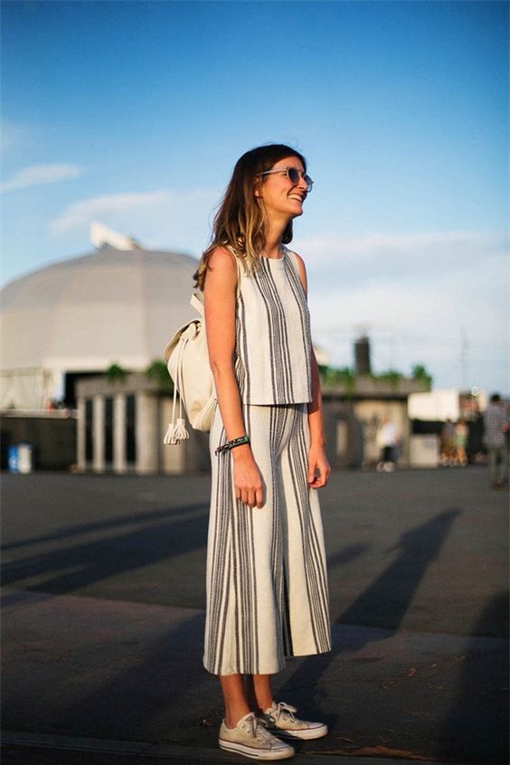 Giải mã 7 tuyệt chiêu giúp nàng công sở khoe khéo dáng thon trong mùa hè